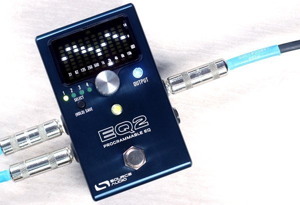 The EQ2 pedal connected with instrument and power cables